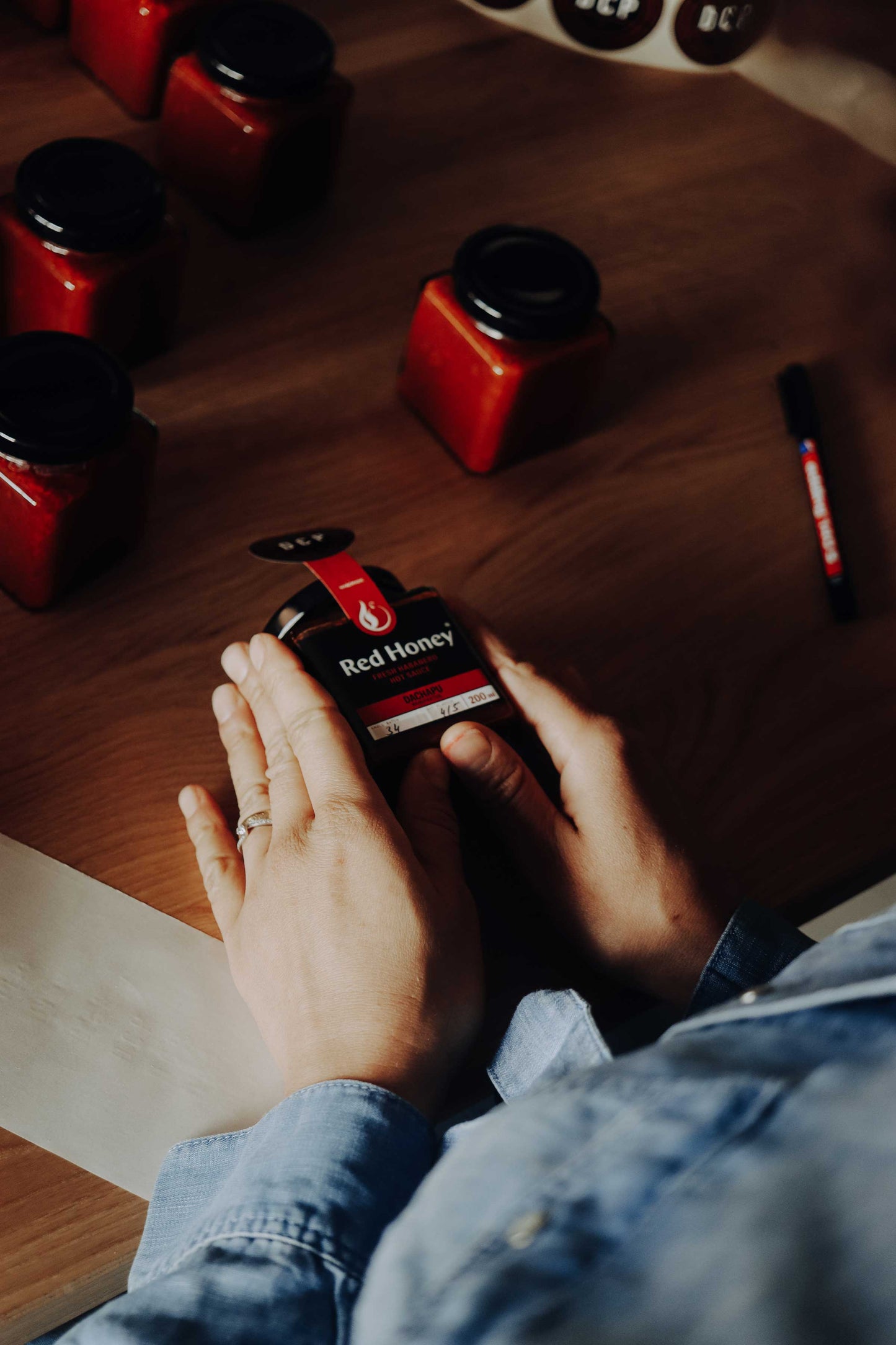 Red Honey Chili Sauce Handgemacht